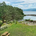 Feriehus Seaside Serenity In Hardangerfjord-by Traum Tyrvikbygd