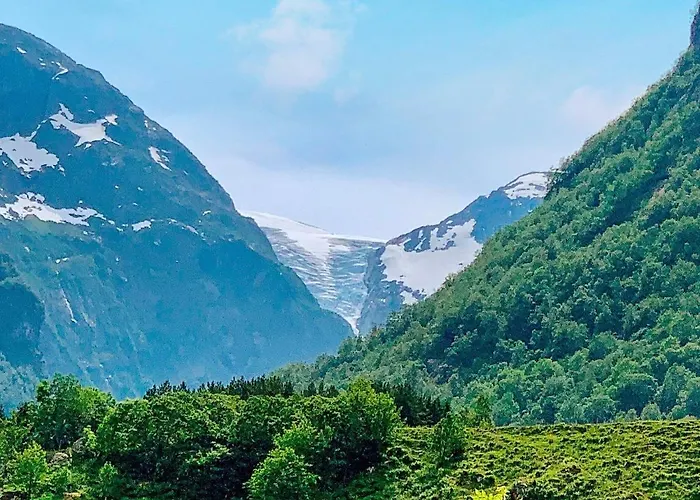 Seaside Serenity In Hardangerfjord-by Traum Tyrvikbygd