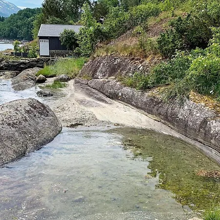 Holiday home Seaside Serenity In Hardangerfjord-by Traum Tyrvikbygd