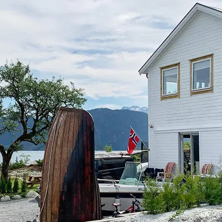 Holiday home Seaside Serenity In Hardangerfjord-by Traum
