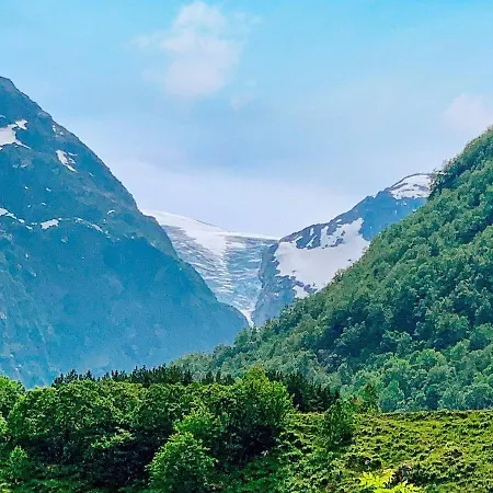 Seaside Serenity In Hardangerfjord-by Traum Tyrvikbygd