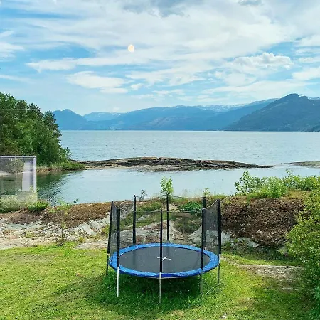 Holiday home Seaside Serenity In Hardangerfjord-by Traum Tyrvikbygd