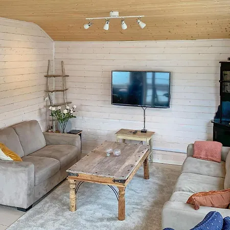 Seaside Serenity In Hardangerfjord-by Traum Holiday home *