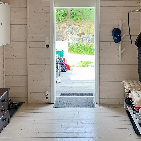 Seaside Serenity In Hardangerfjord-by Traum * Tyrvikbygd