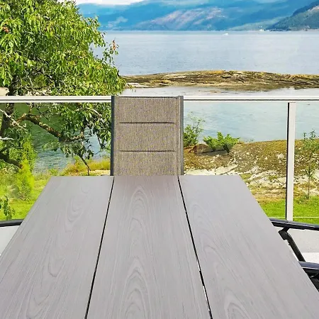 Holiday home Seaside Serenity In Hardangerfjord-by Traum *