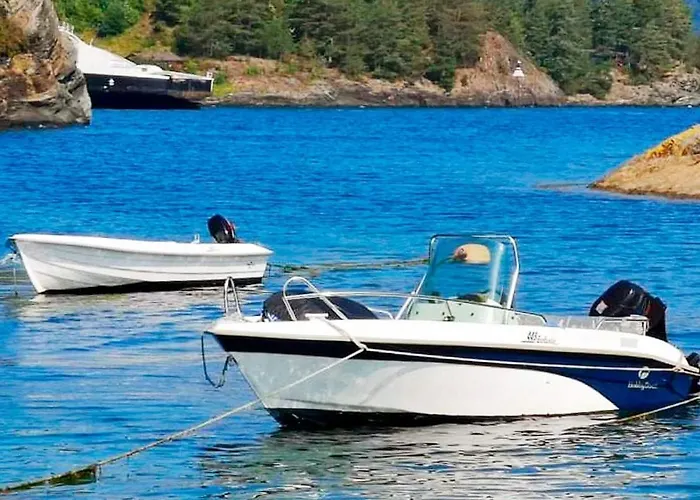 Seaside Serenity In Hardangerfjord-by Traum Feriehus *